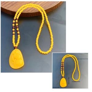 BEESWAX GOURD PENDANT